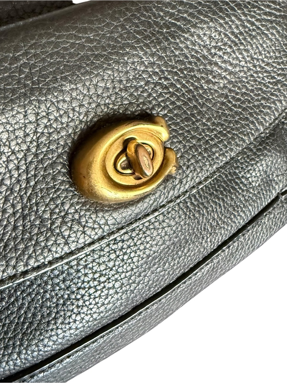 Coach Willow Camera Bag Black Pebbled Leather Turnlock Crossbody - Picture 7 of 12